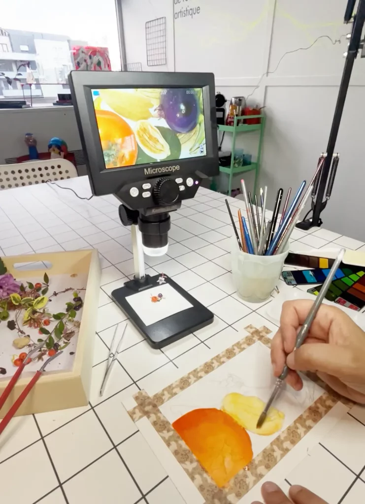 Atelier artistique et scientifique : peinture à l’aquarelle inspirée d’une observation microscopique